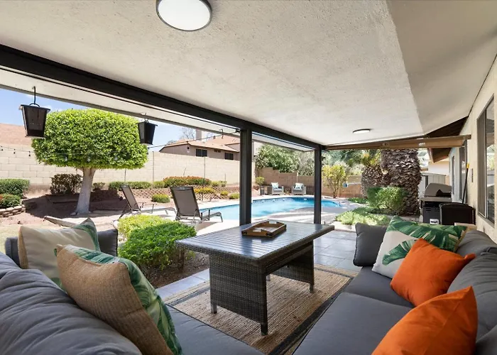 Holiday home With Private Pool *